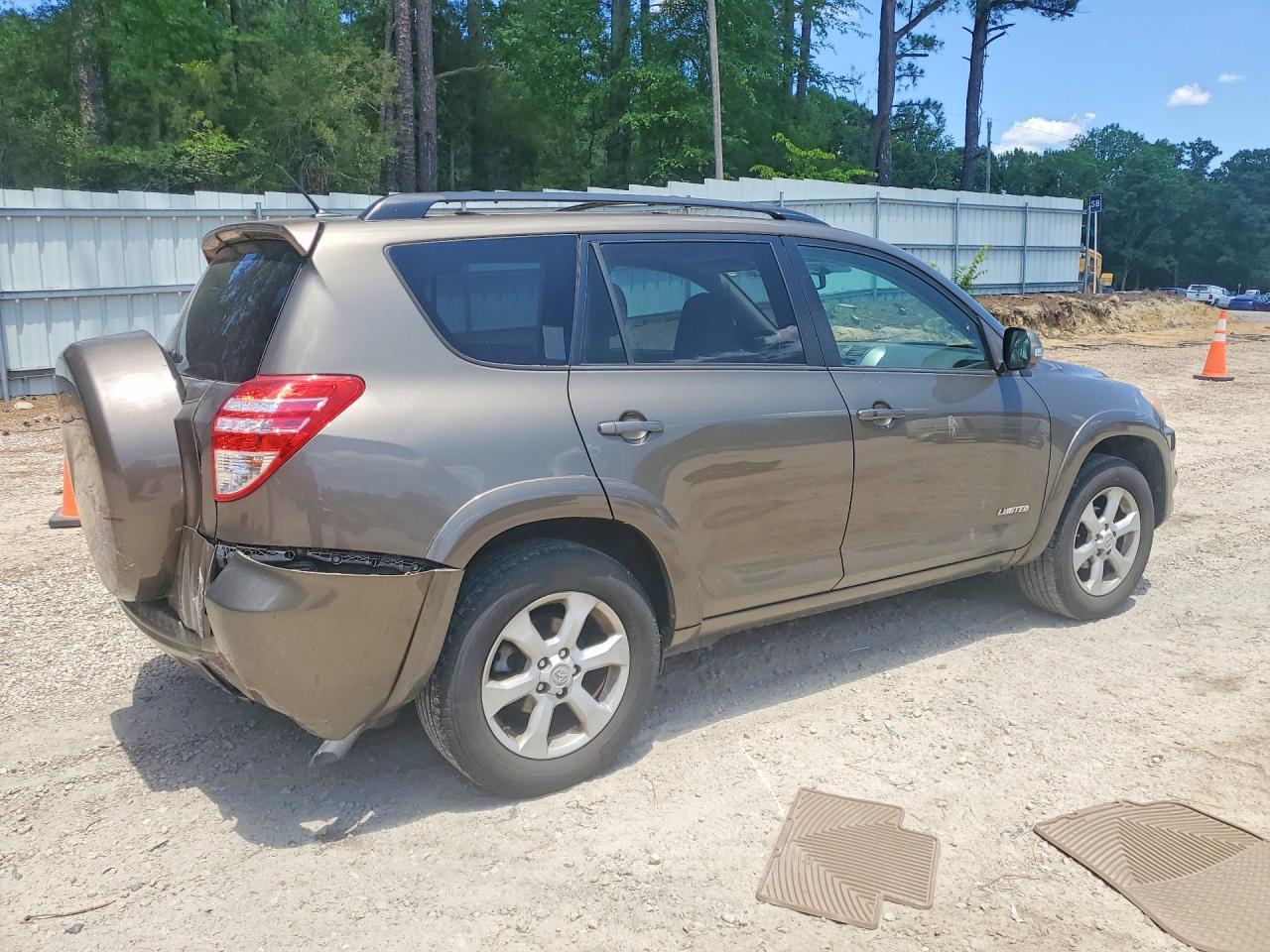 2011 TOYOTA RAV4