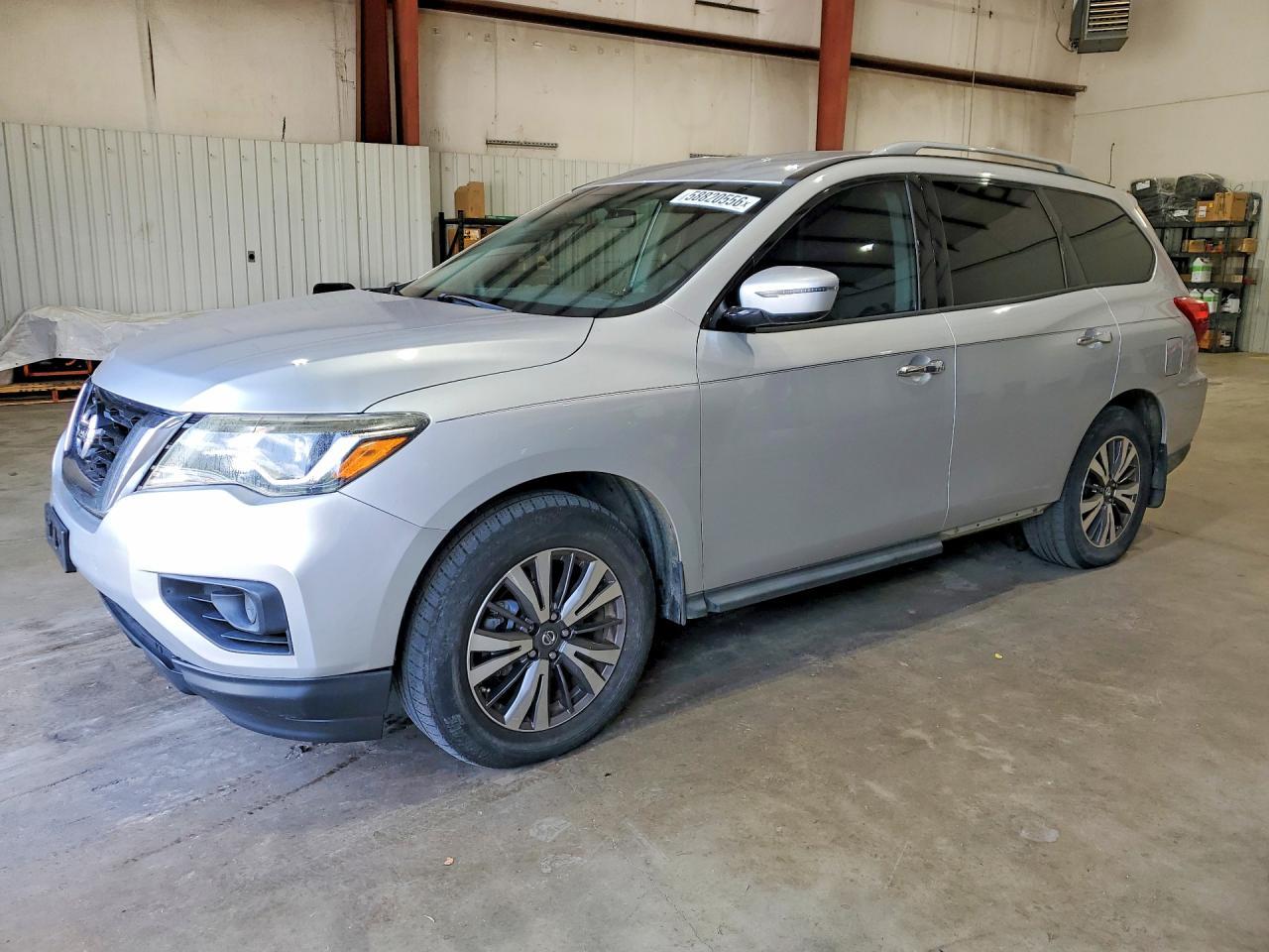 2017 NISSAN PATHFINDER
