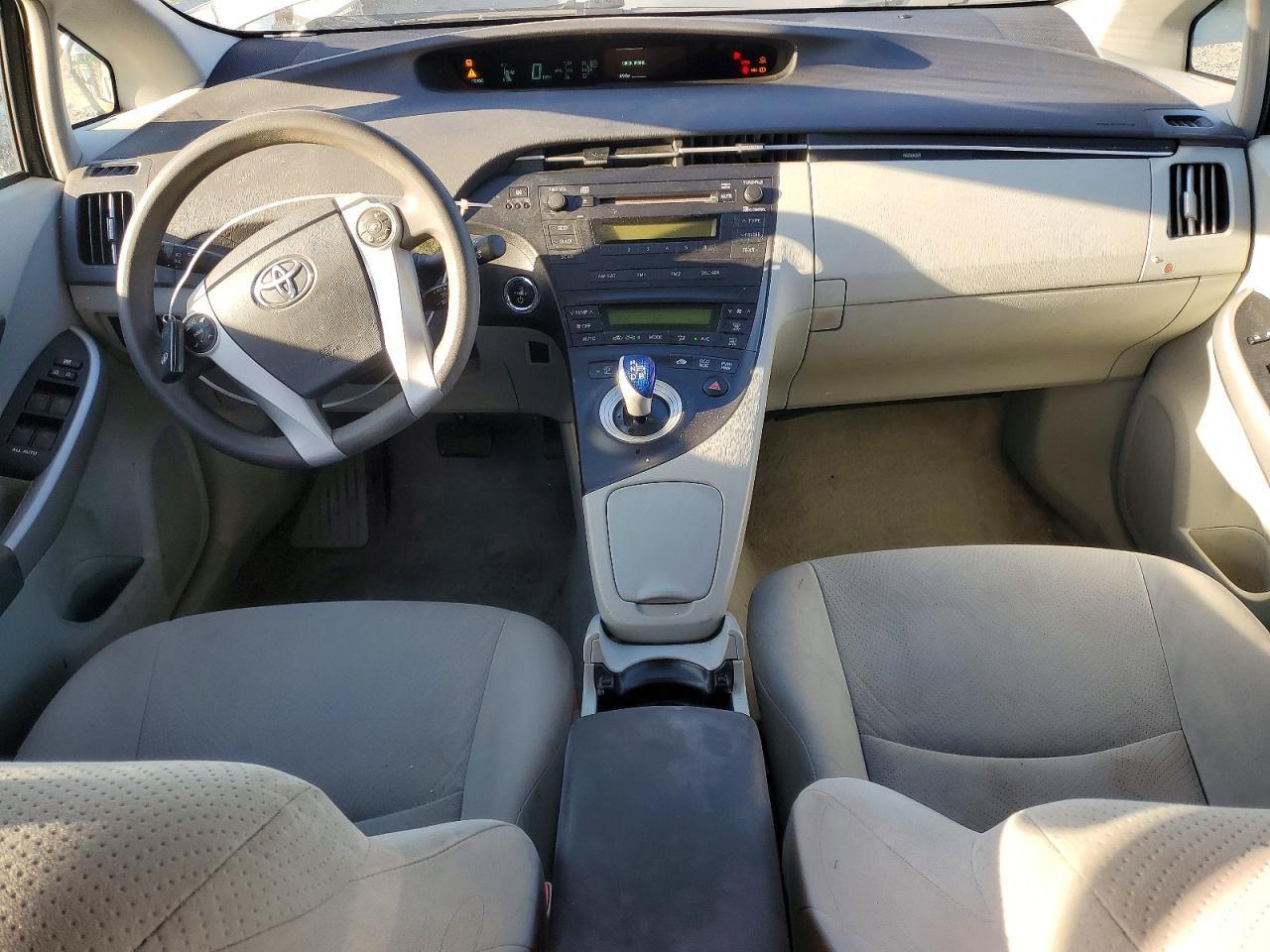 2011 TOYOTA PRIUS