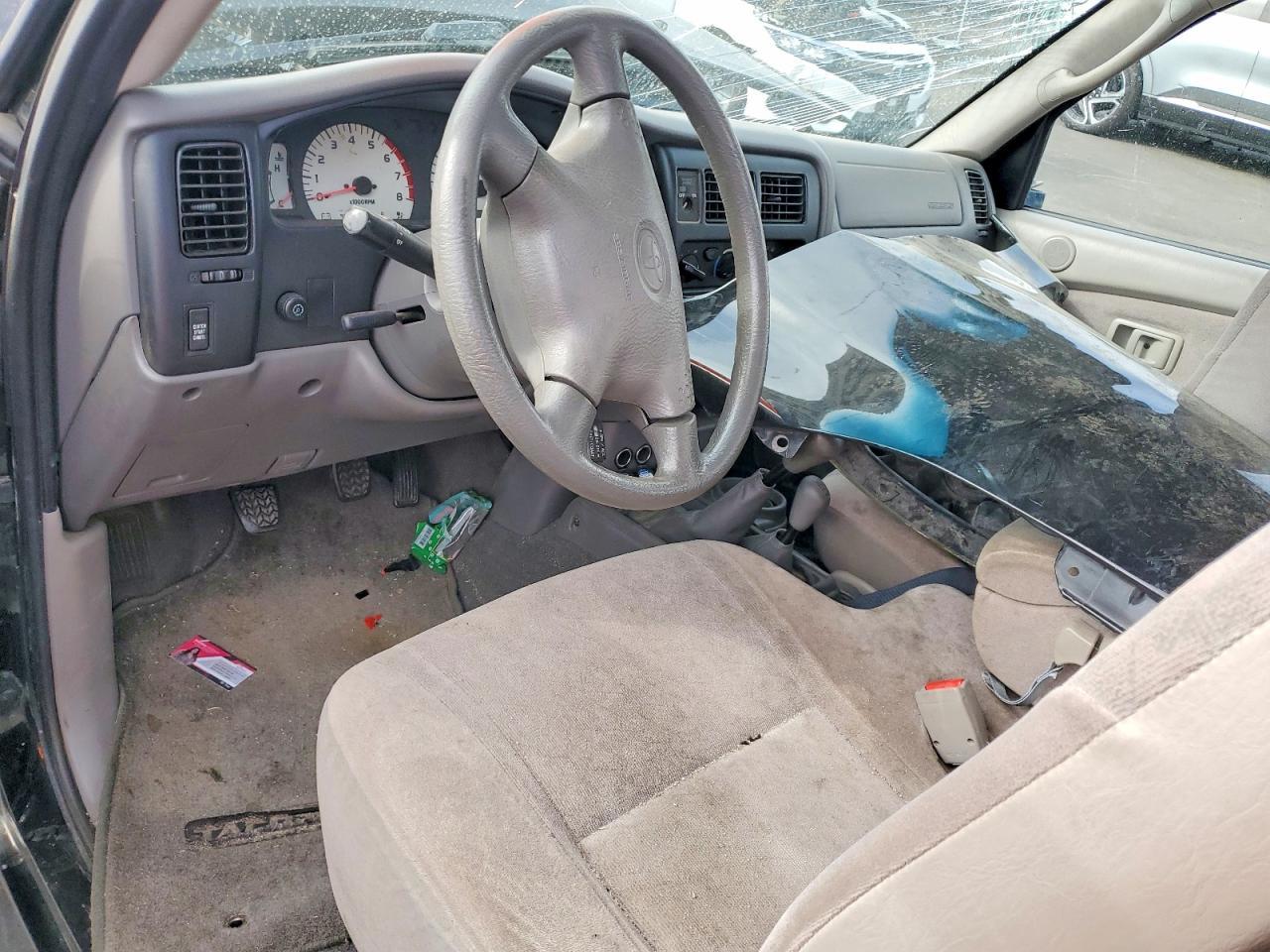 2001 TOYOTA TACOMA