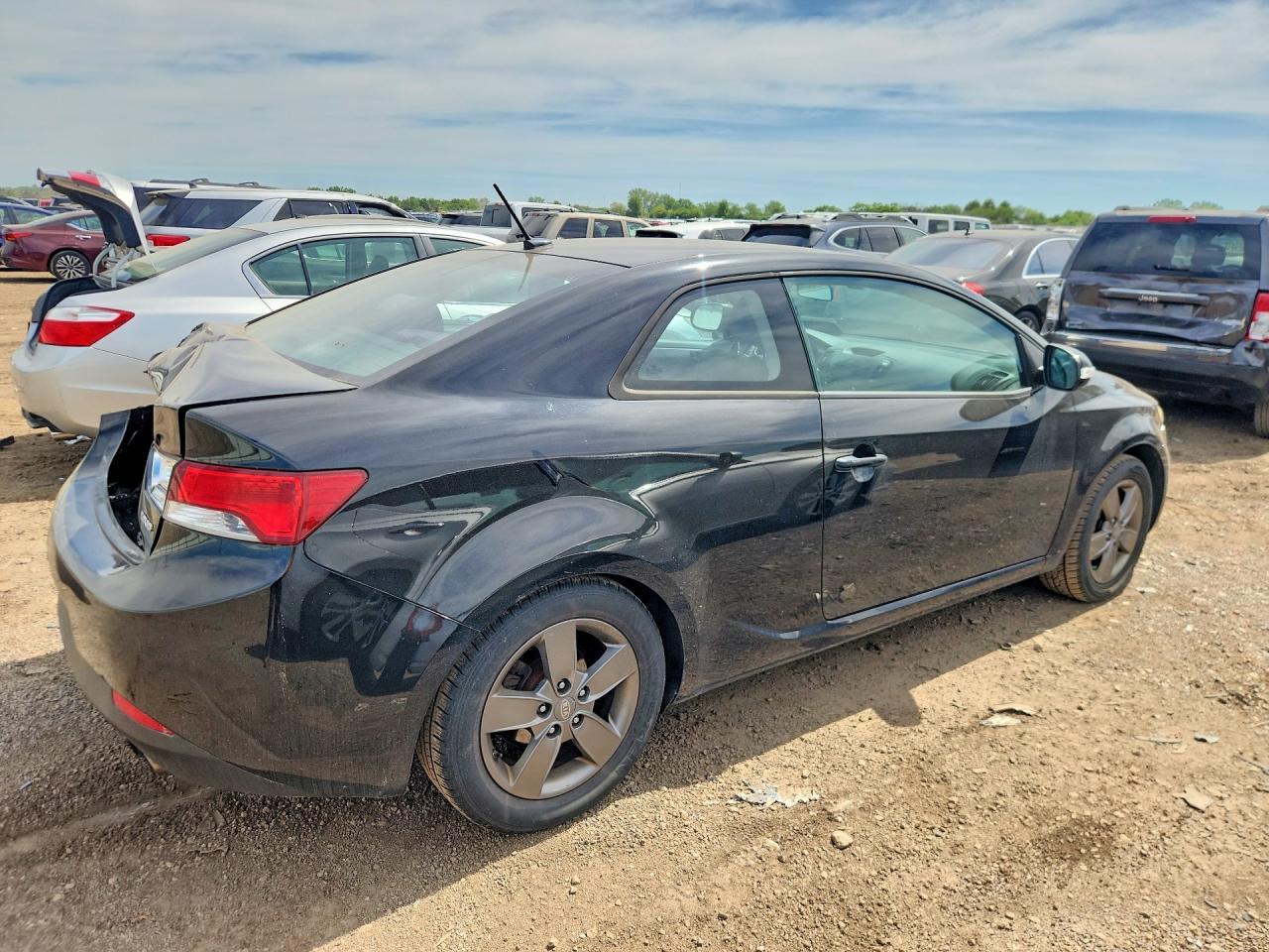 2010 KIA FORTE