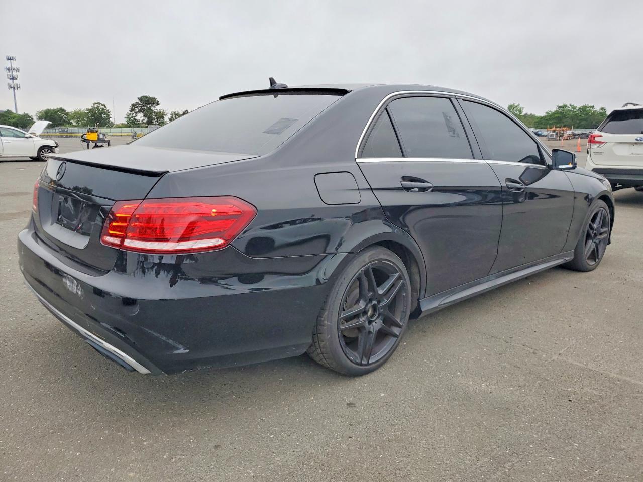 2016 MERCEDES-BENZ E-Class