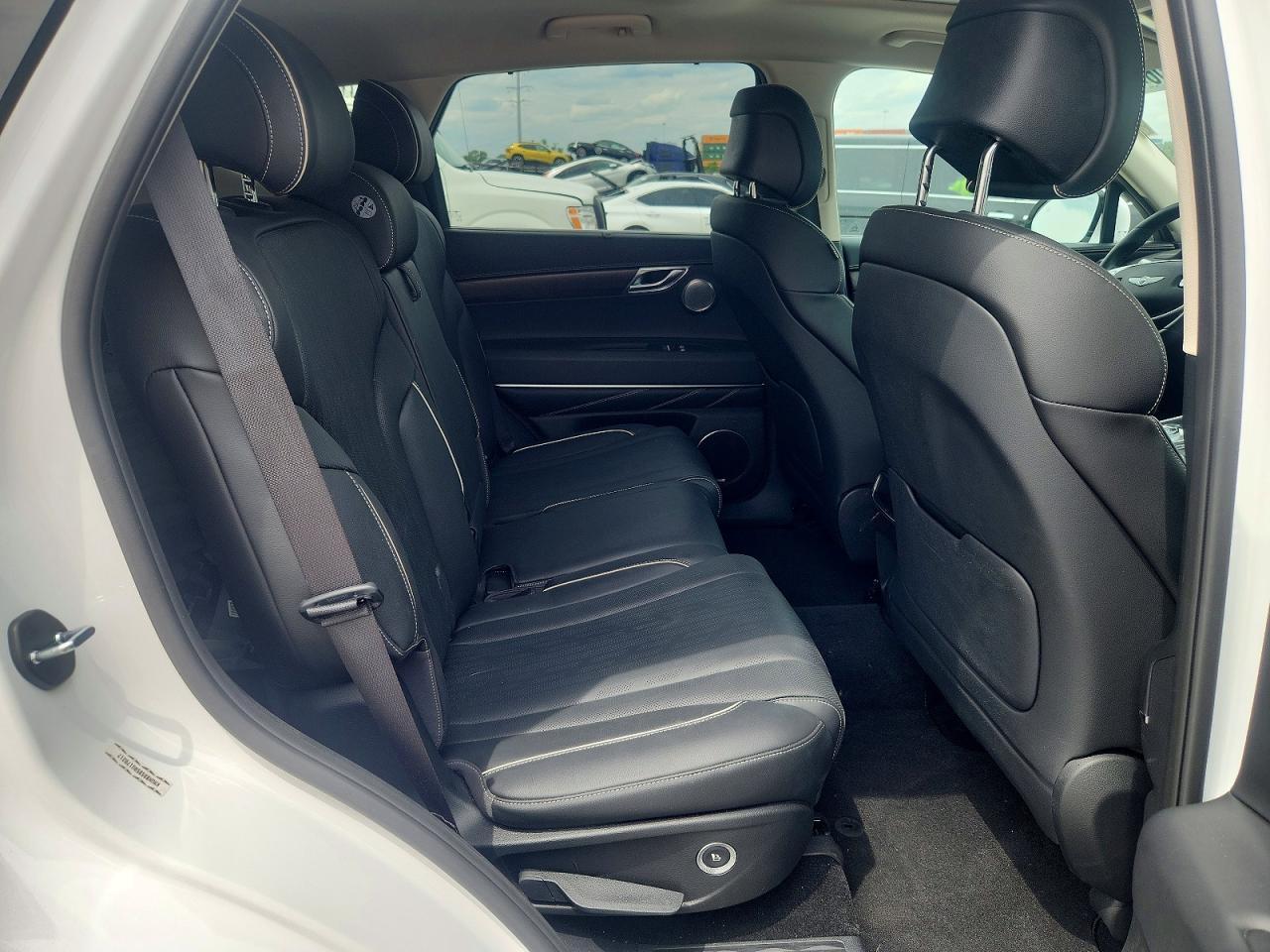 2024 GENESIS GV80