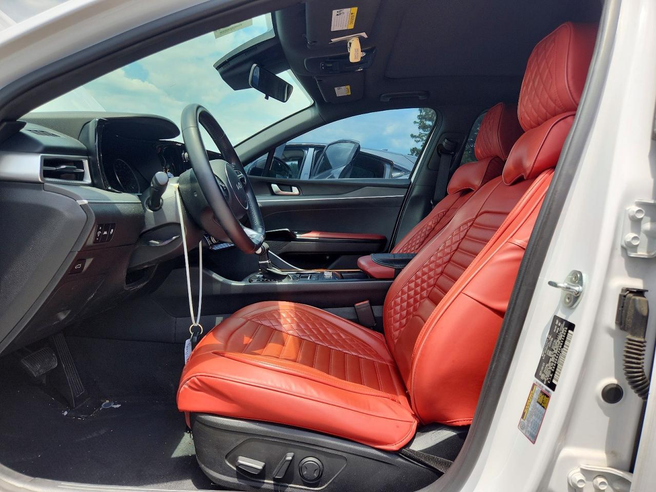 2022 KIA K5
