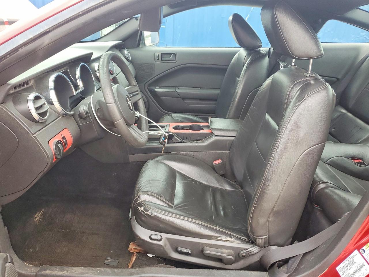 2005 FORD MUSTANG