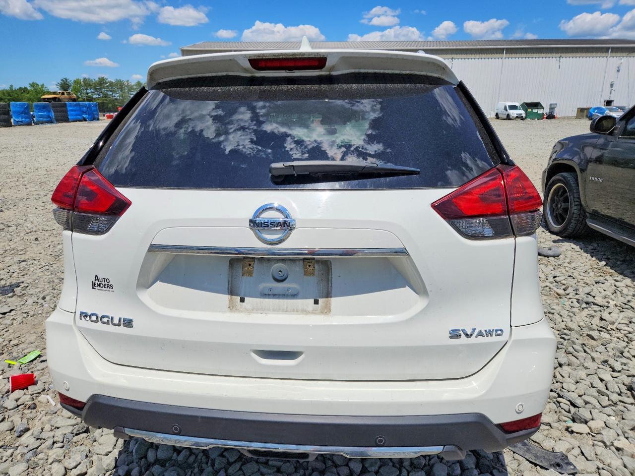 2018 NISSAN ROGUE