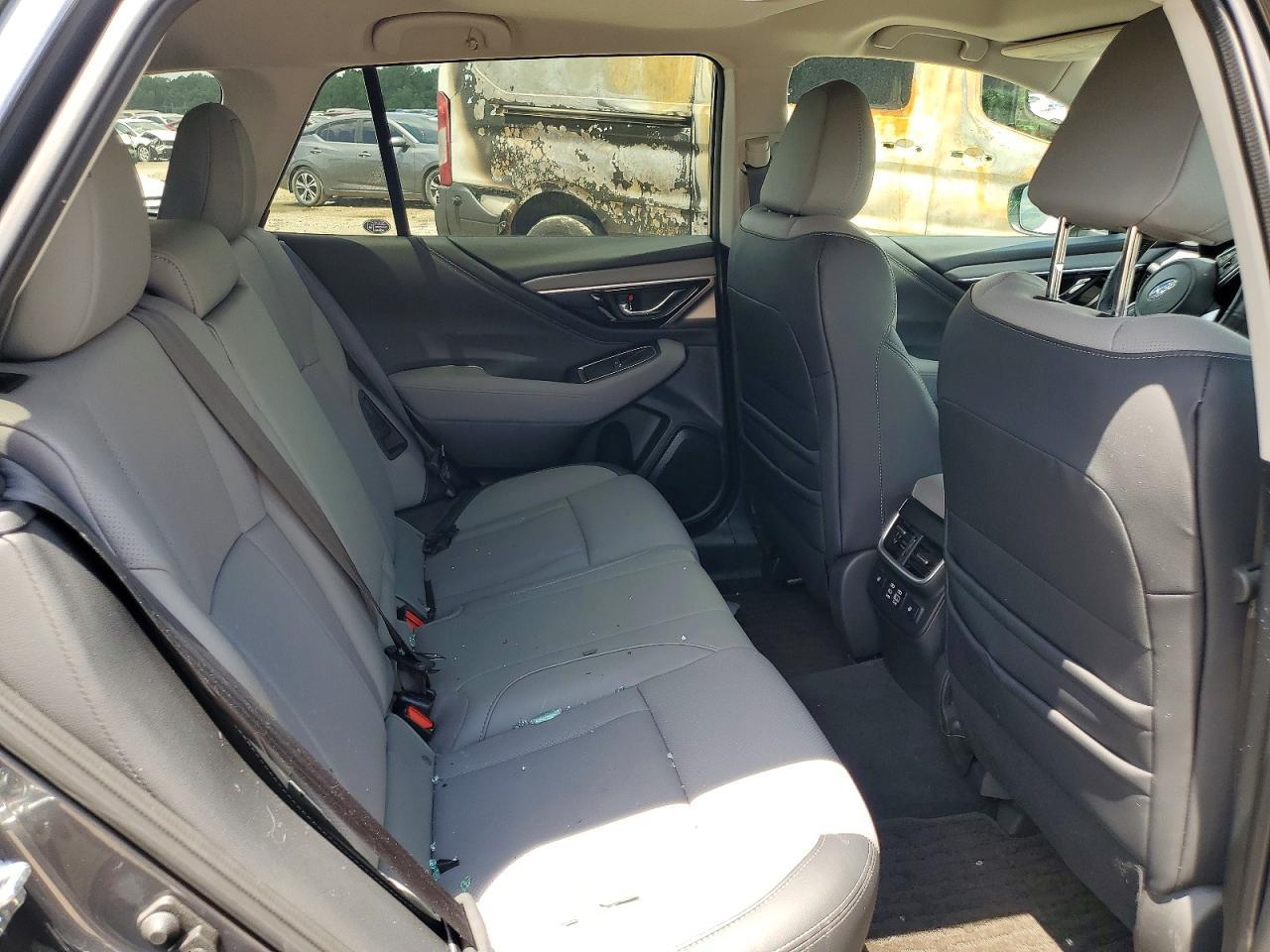 2023 SUBARU Outback