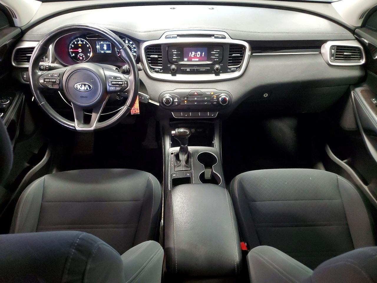 2016 KIA SORENTO