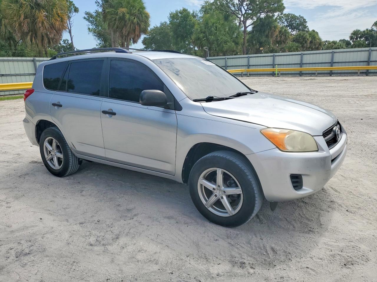 2010 TOYOTA RAV4