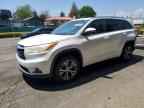 2016 TOYOTA HIGHLANDER