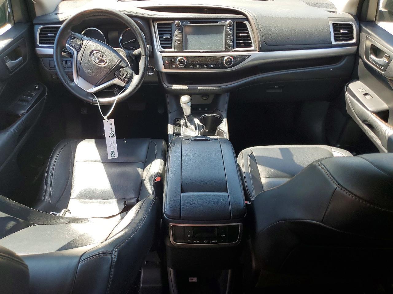2014 TOYOTA HIGHLANDER