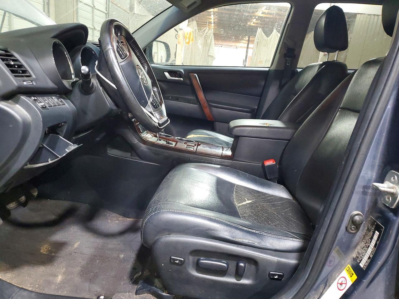 2012 TOYOTA HIGHLANDER