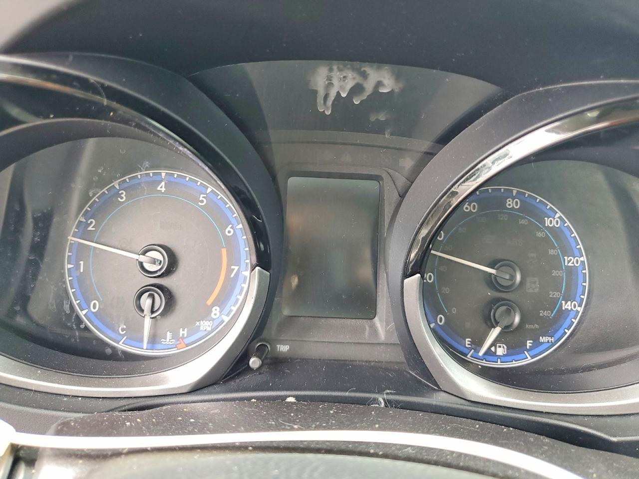 2015 TOYOTA COROLLA
