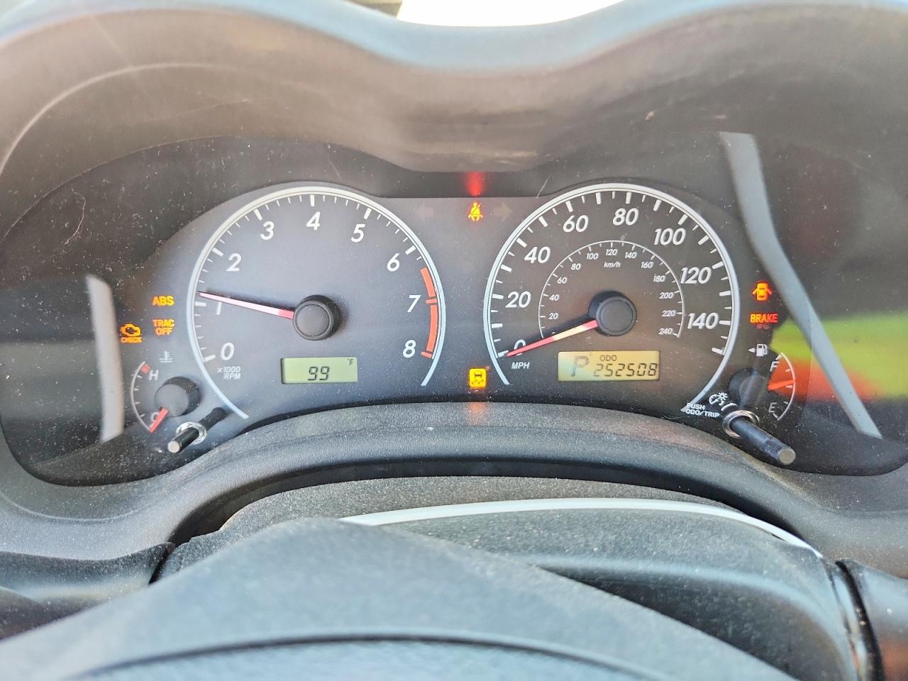 2013 TOYOTA COROLLA