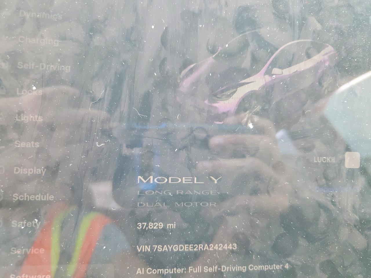 2024 TESLA MODEL Y
