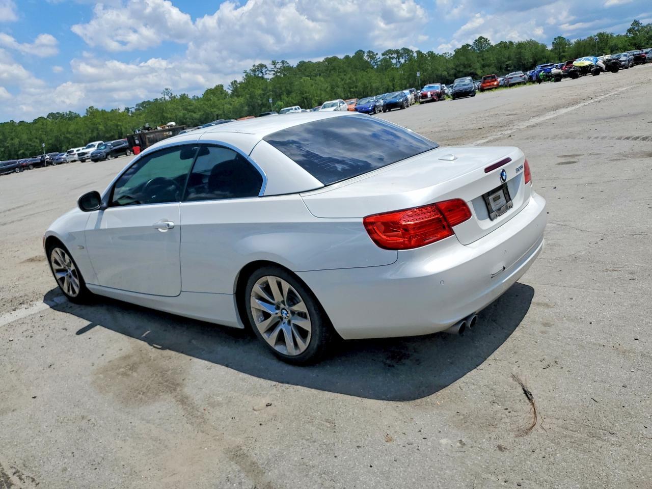 2013 BMW 3 SERIES