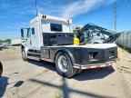 2005 FREIGHTLINER M2 106