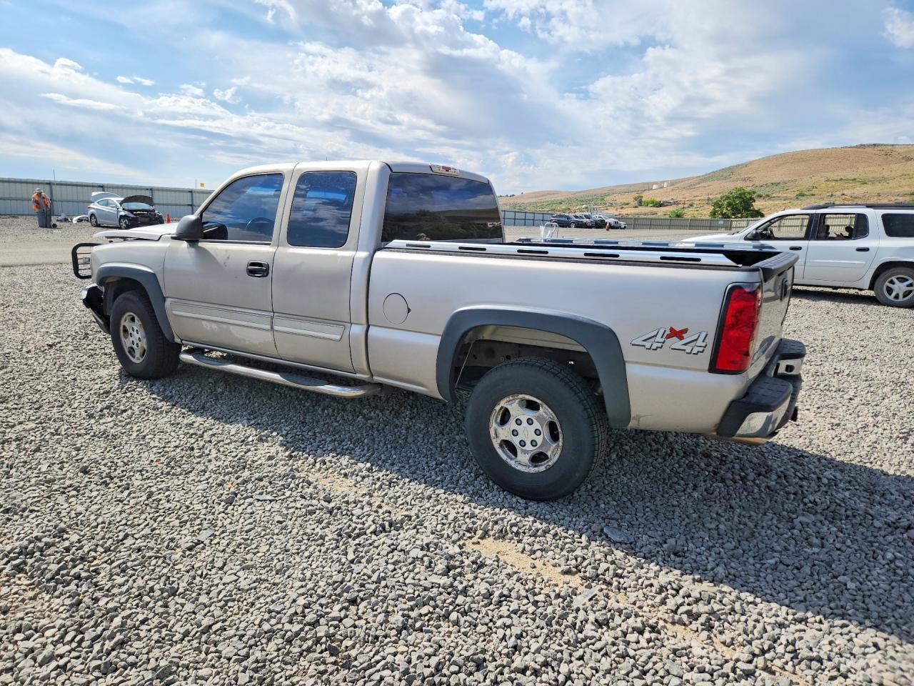 2004 CHEVROLET Silverado