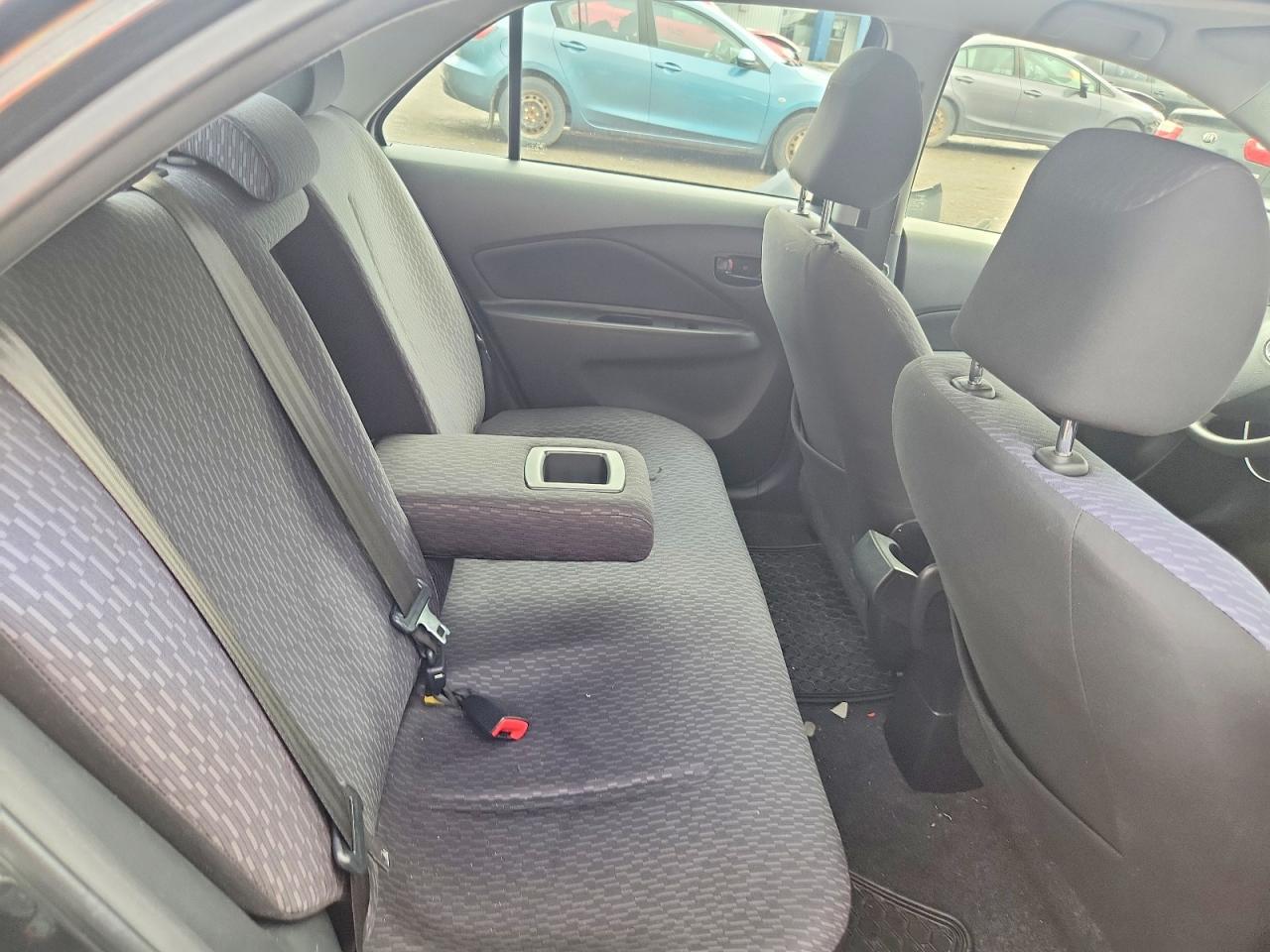 2012 TOYOTA YARIS