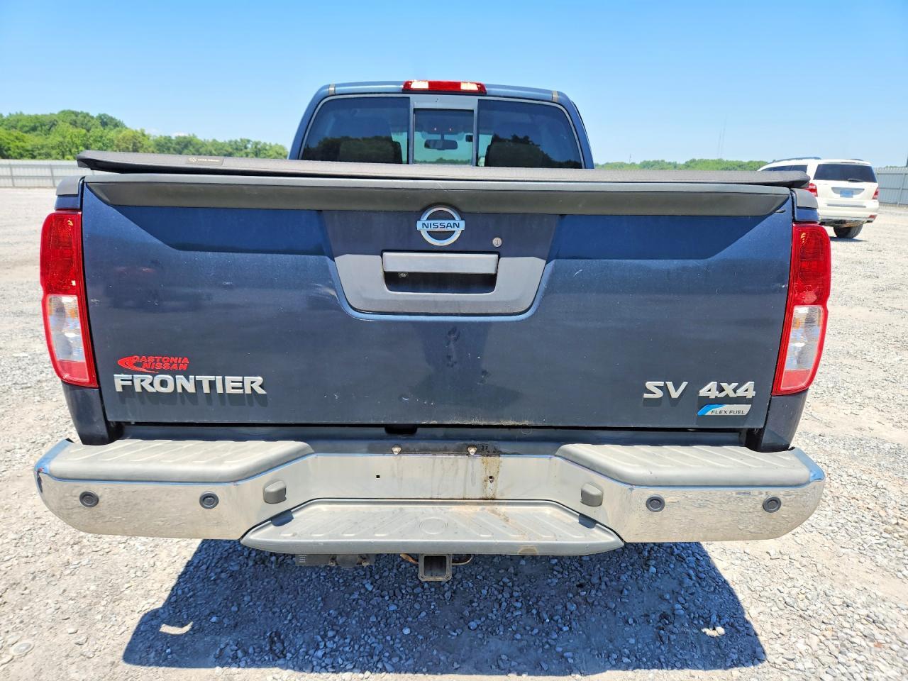 2017 NISSAN Frontier