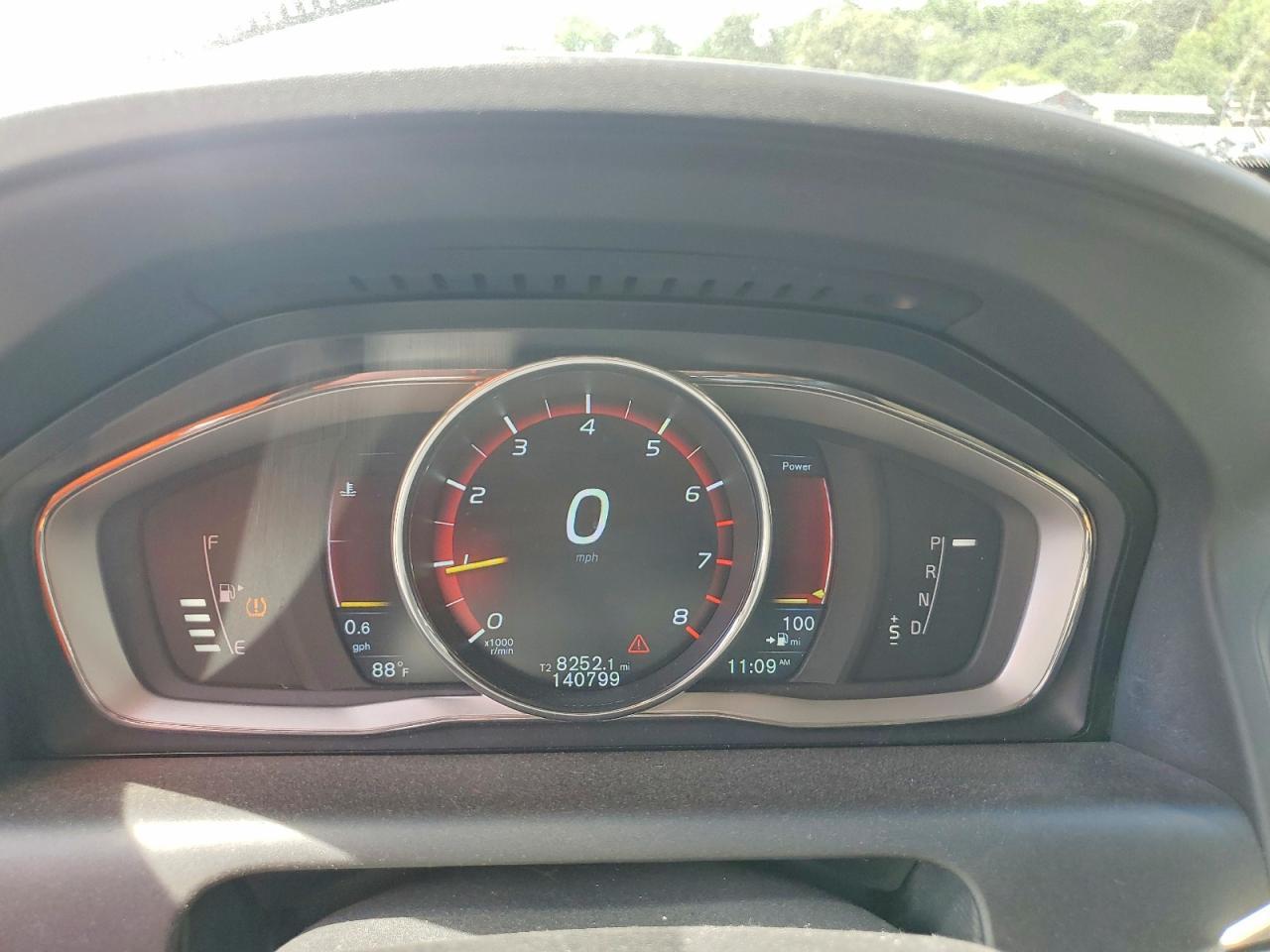 2016 VOLVO XC60