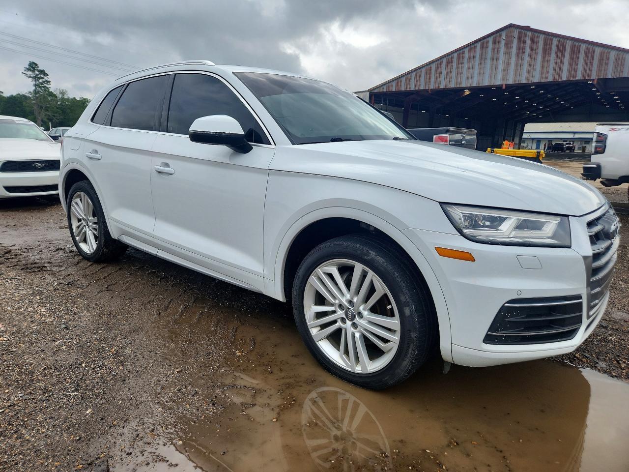 2020 AUDI Q5