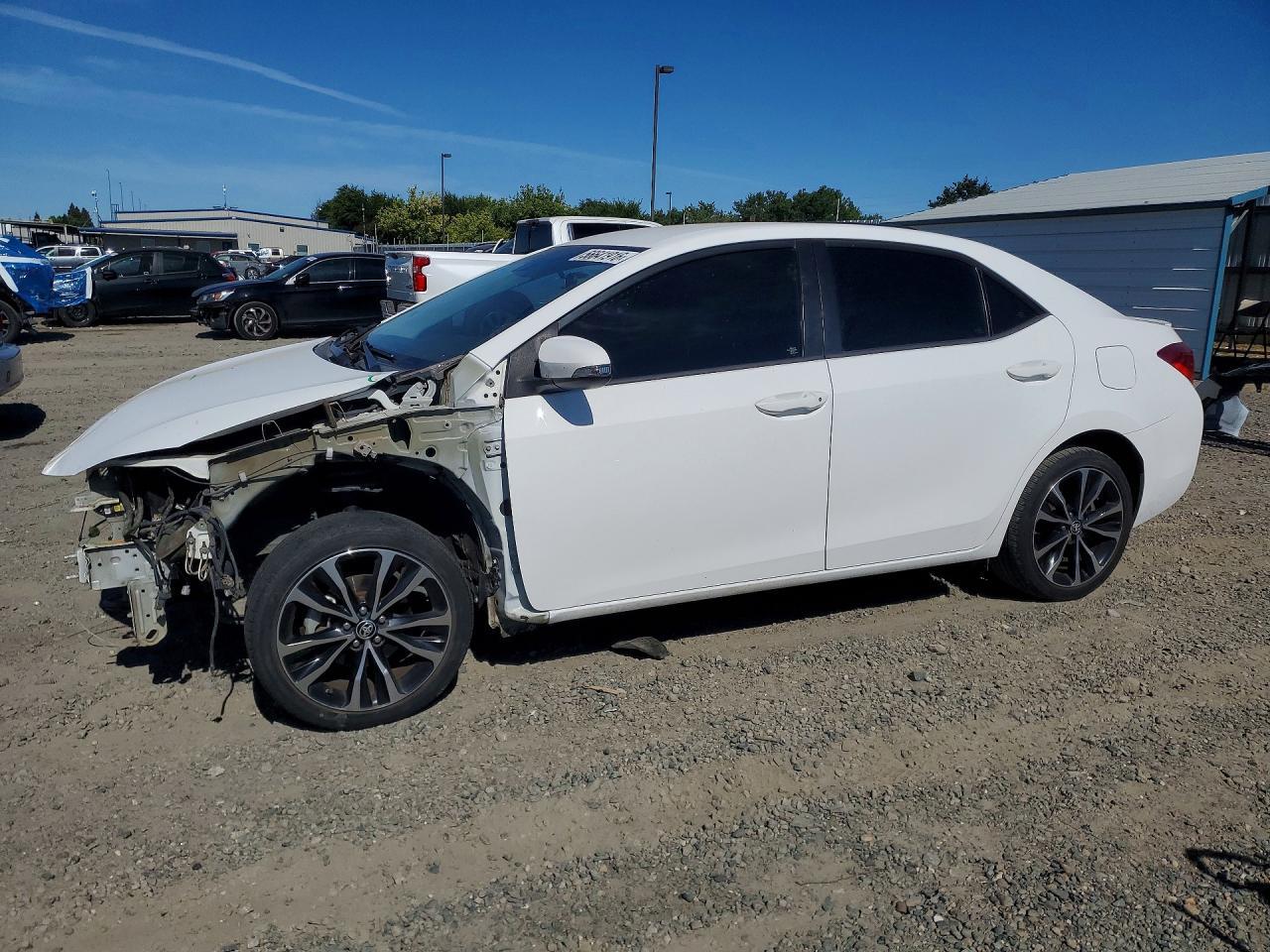 2017 TOYOTA COROLLA