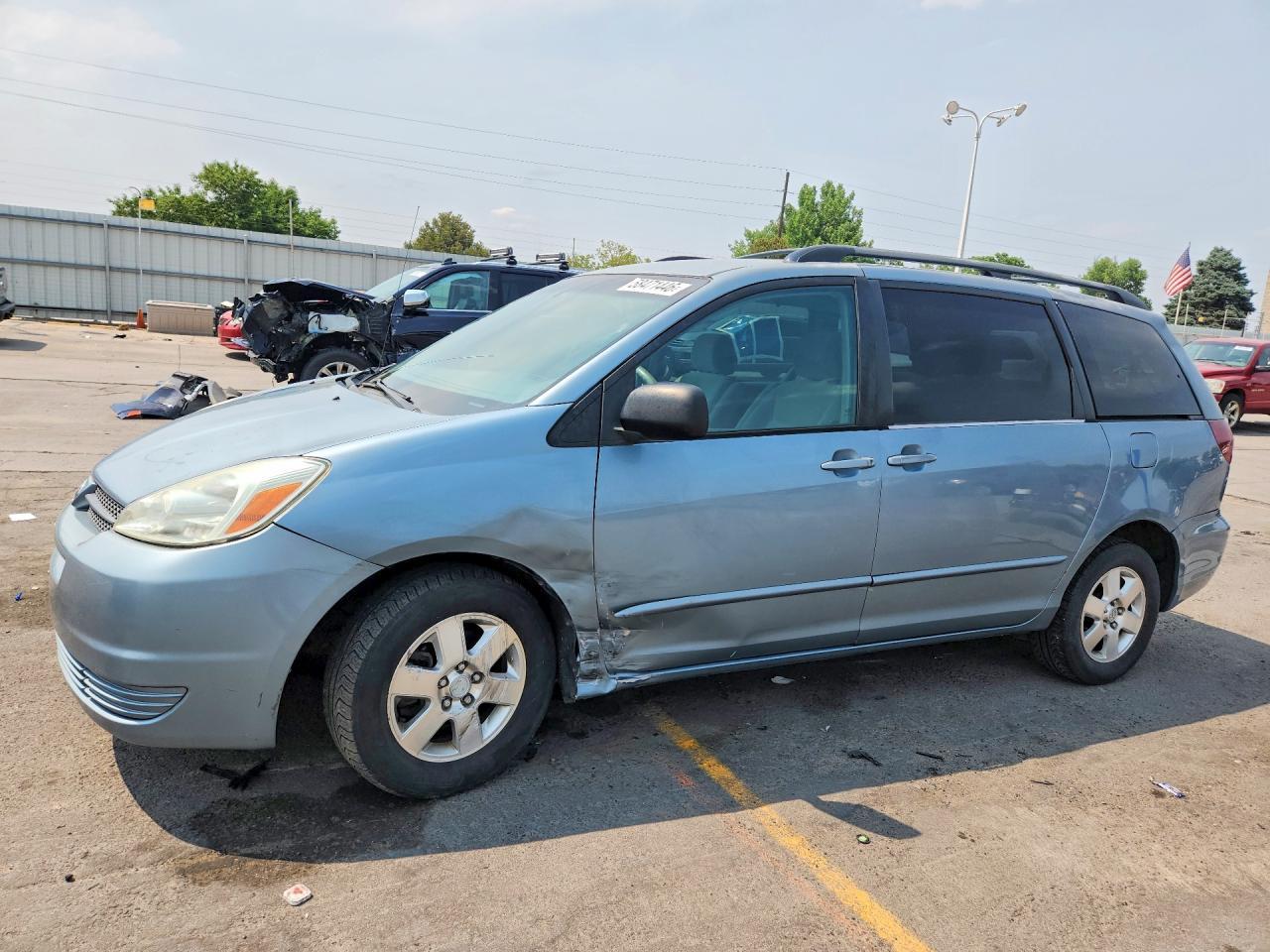 2005 TOYOTA SIENNA