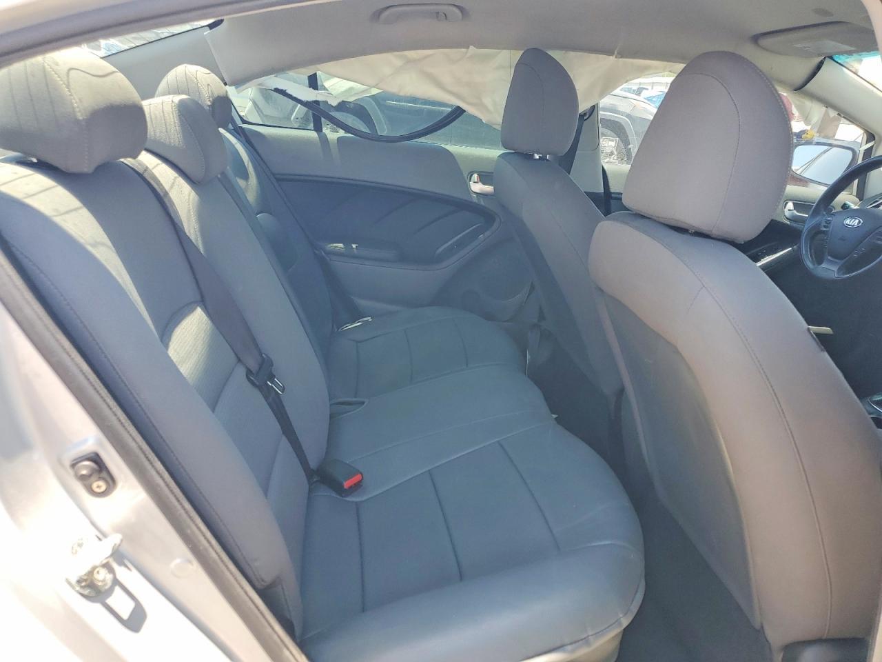 2017 KIA FORTE