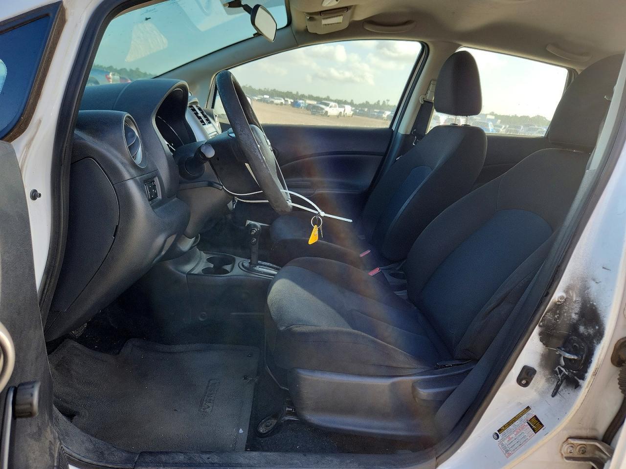 2016 NISSAN Versa Note