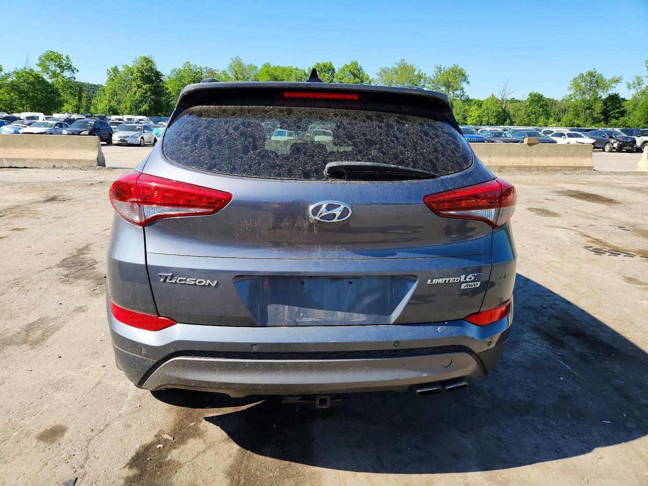 2016 HYUNDAI TUCSON