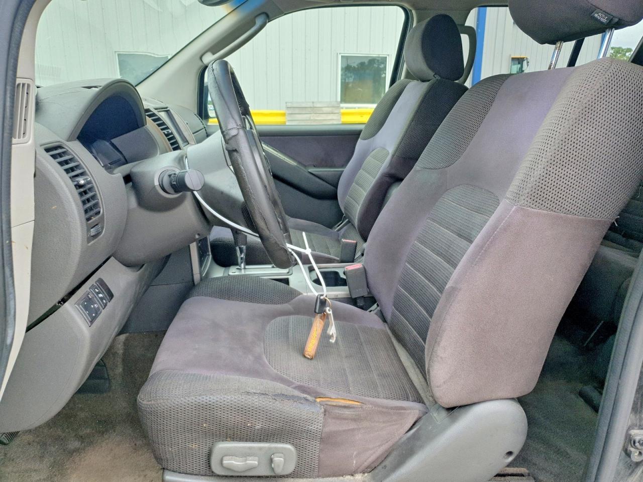 2005 NISSAN PATHFINDER