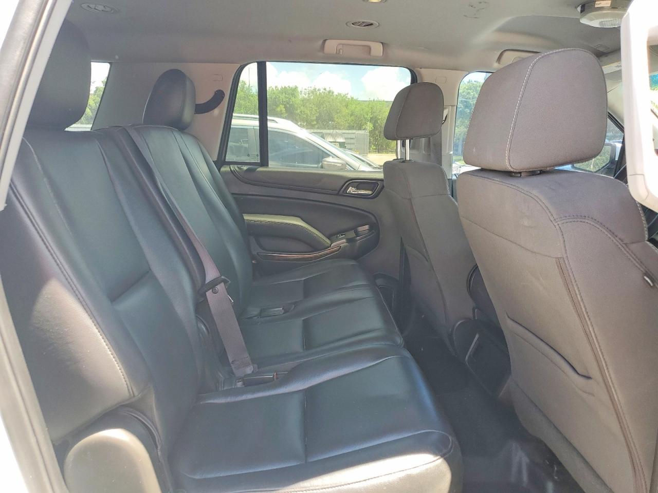 2016 CHEVROLET Tahoe
