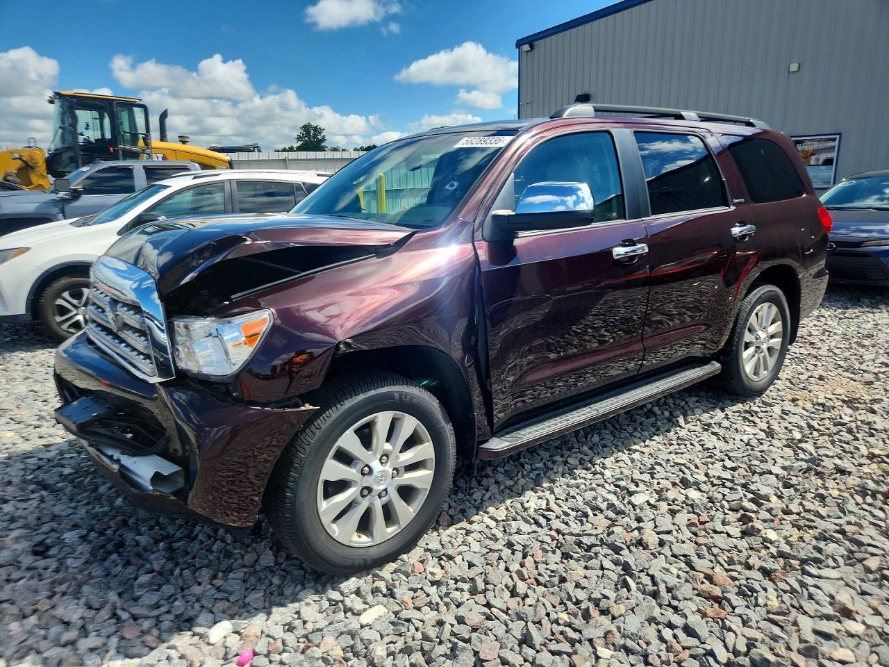 2013 TOYOTA Sequoia