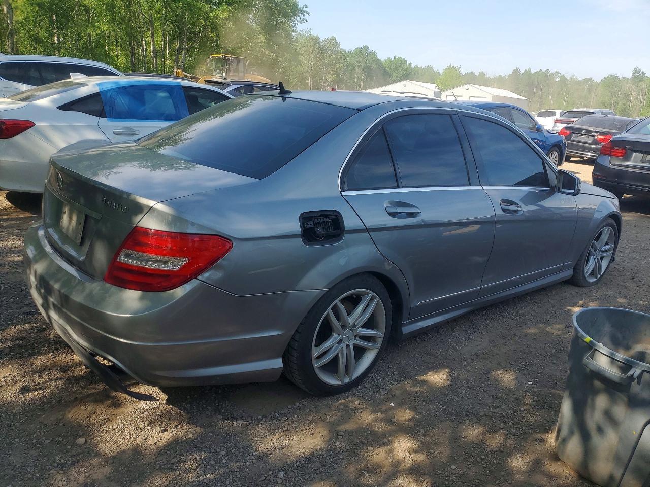 2012 MERCEDES-BENZ C-CLASS