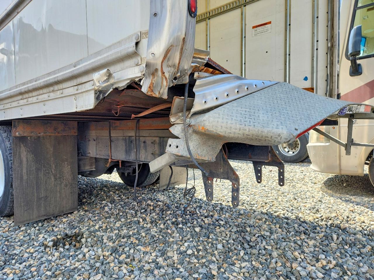 2022 FREIGHTLINER M2