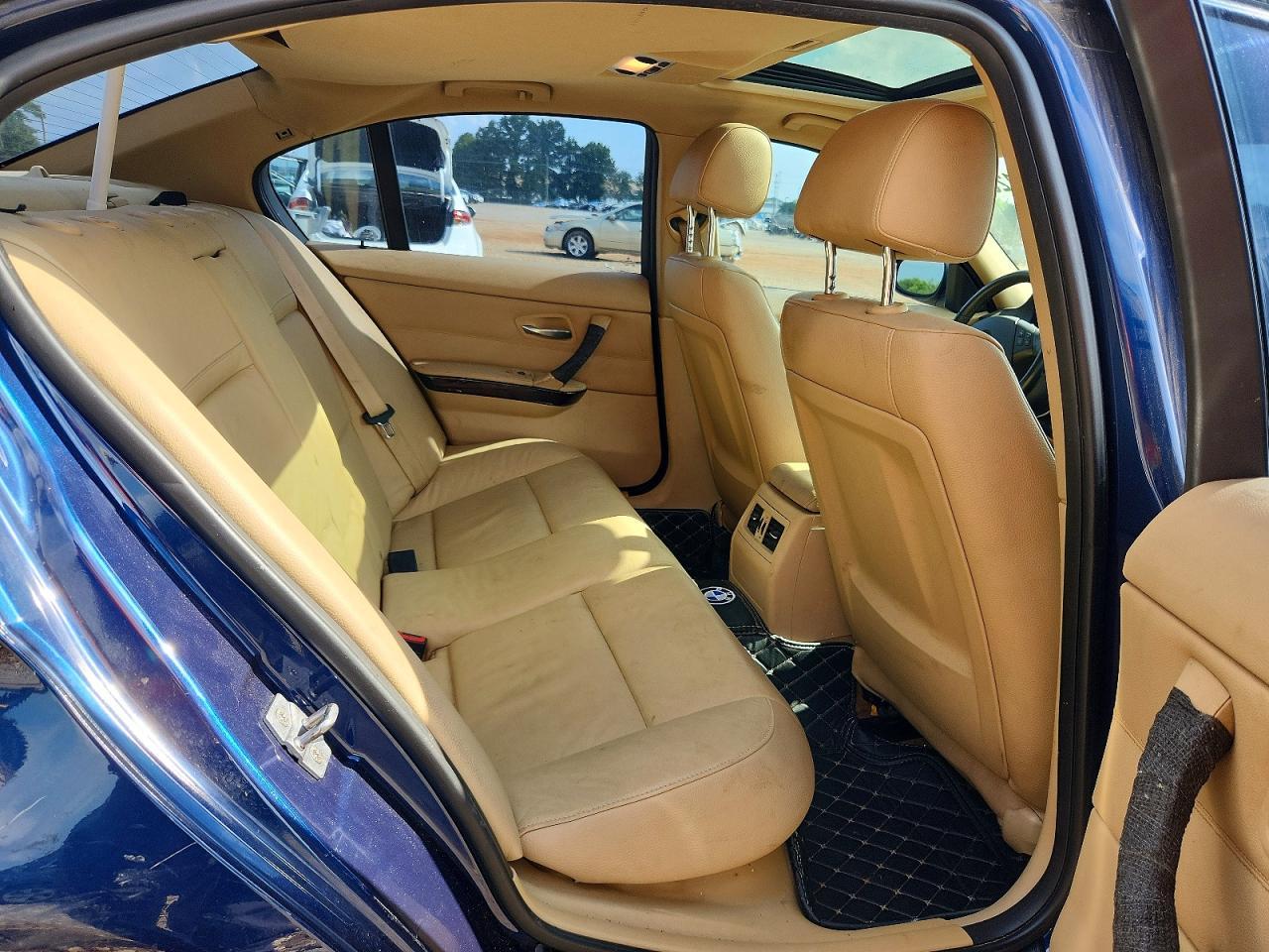 2011 BMW 3 SERIES