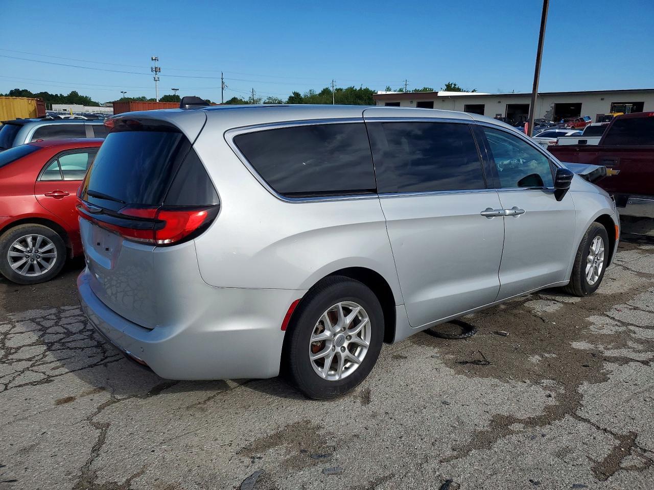 2024 CHRYSLER Pacifica