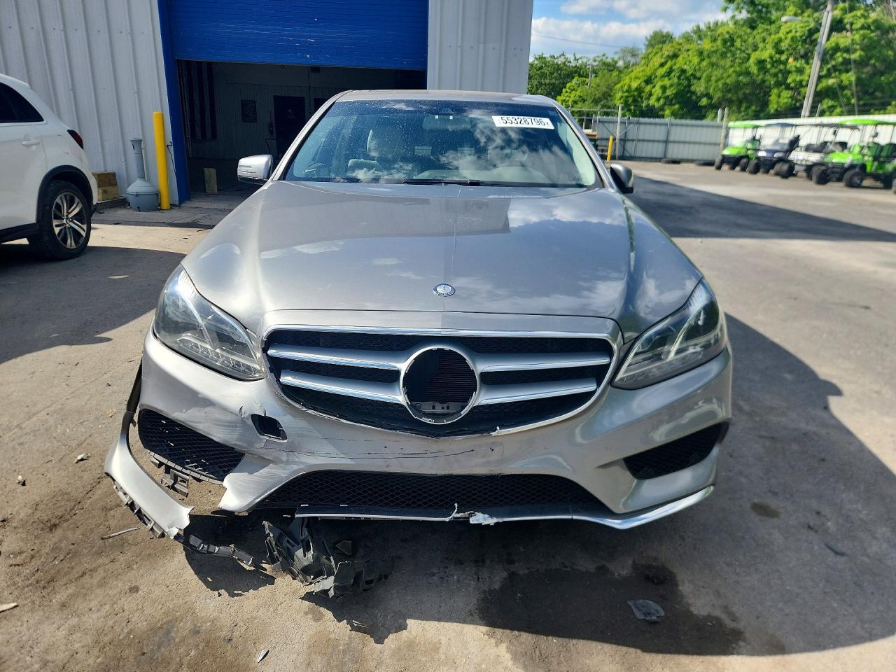 2015 MERCEDES-BENZ E-Class