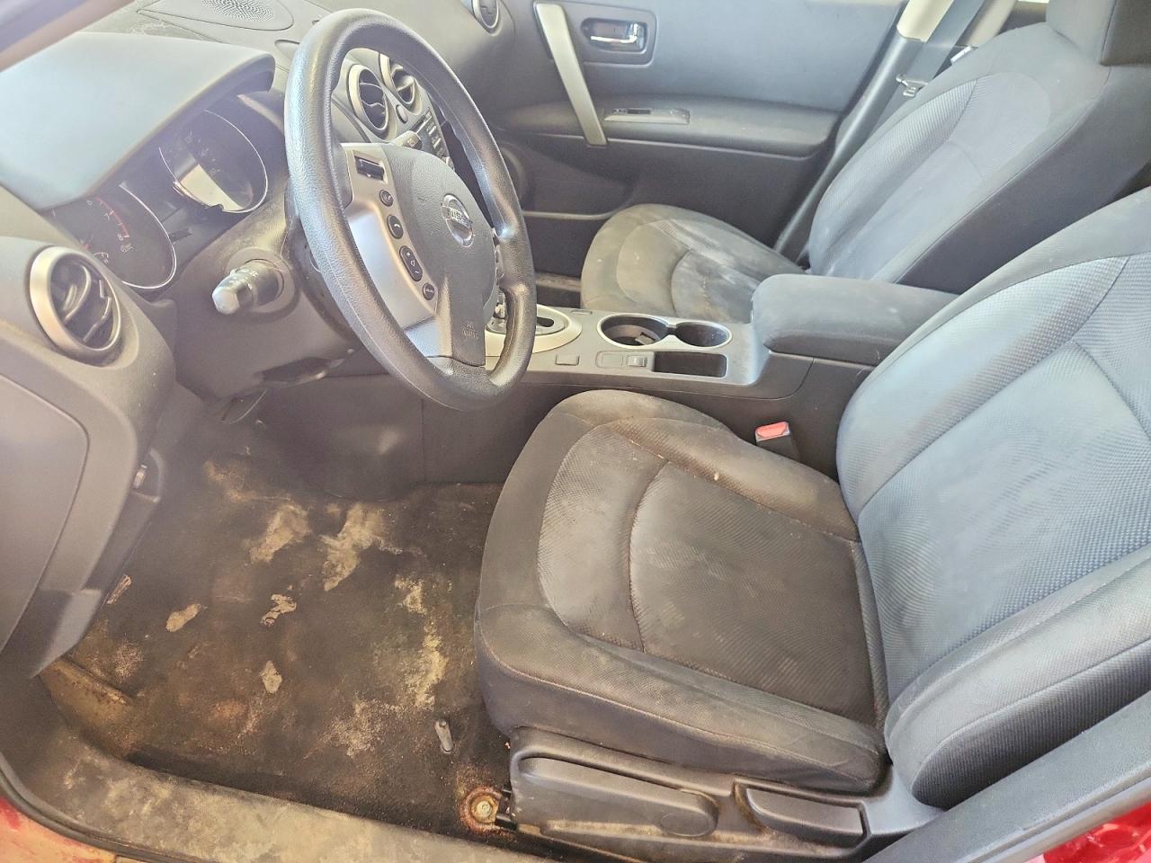 2015 NISSAN ROGUE