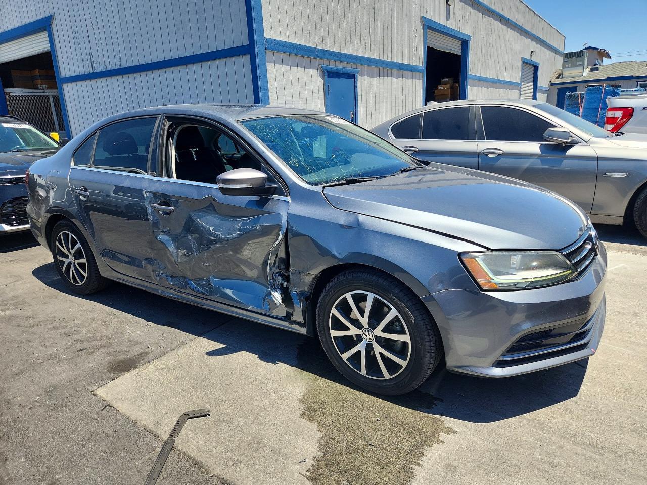2017 VOLKSWAGEN JETTA