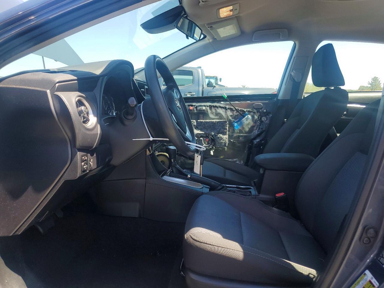 2017 TOYOTA COROLLA