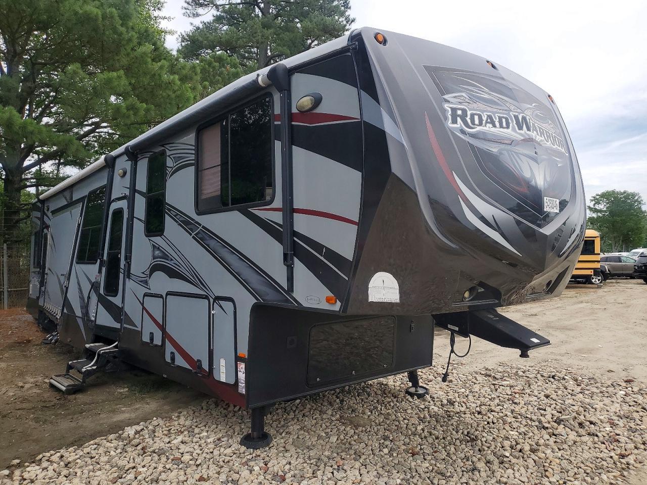 2015 HEARTLAND Road Warrior
