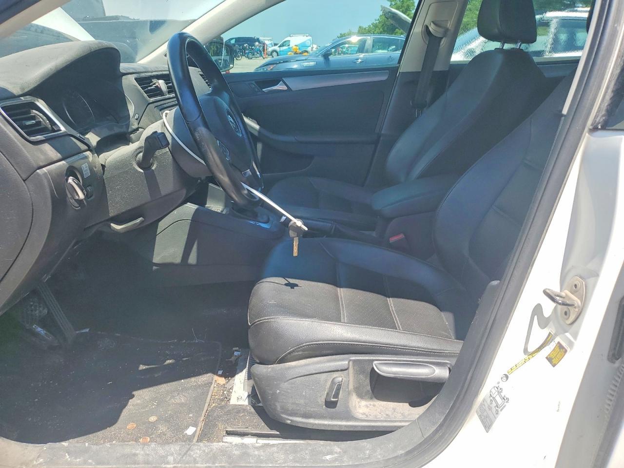 2014 VOLKSWAGEN JETTA