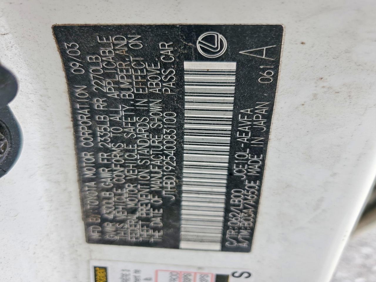 2004 LEXUS IS 300