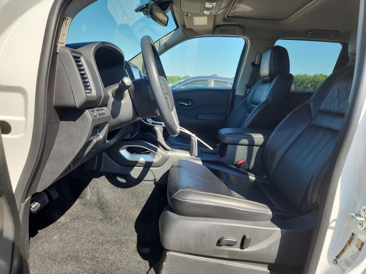 2024 NISSAN Frontier