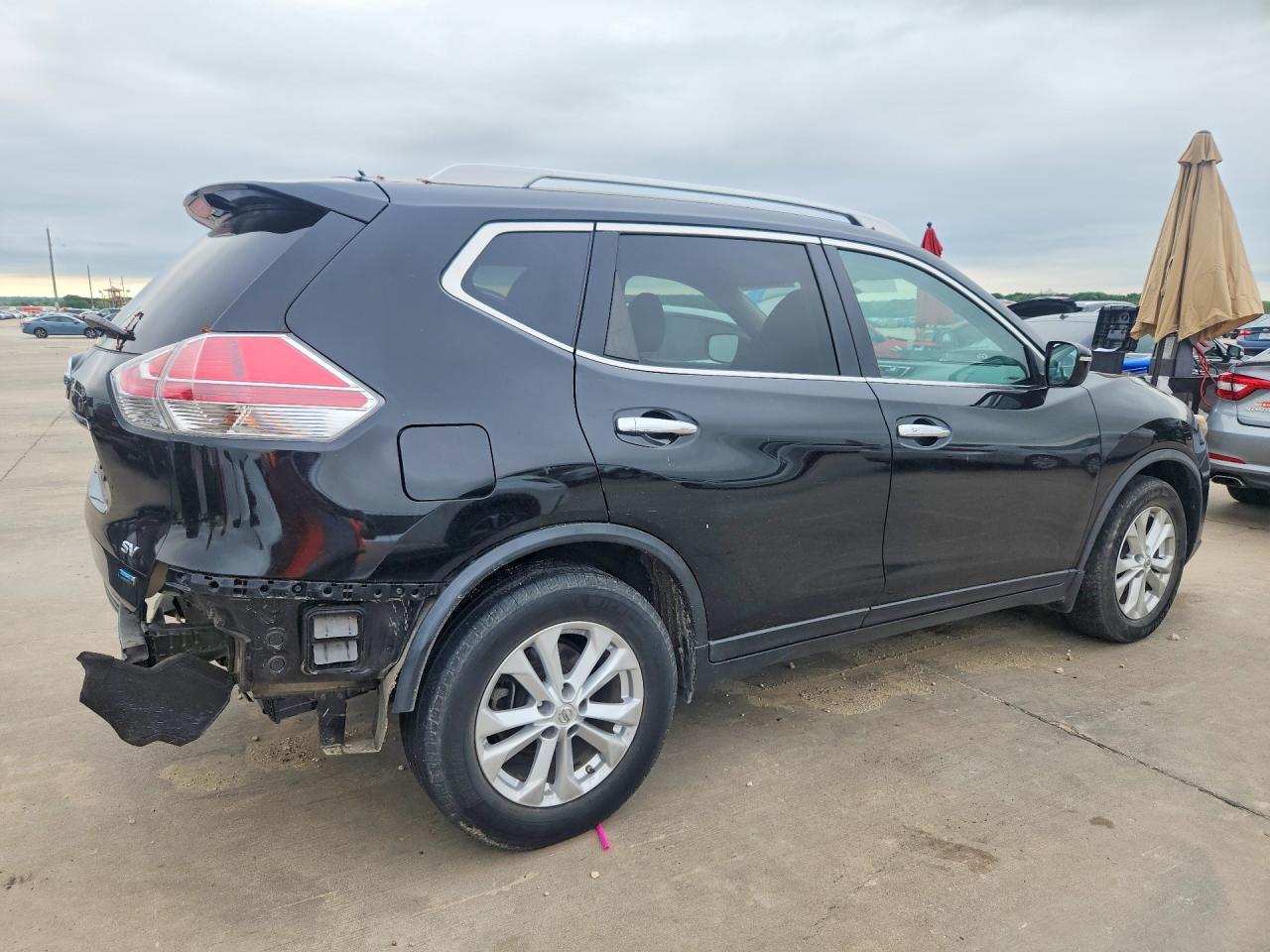 2014 NISSAN ROGUE