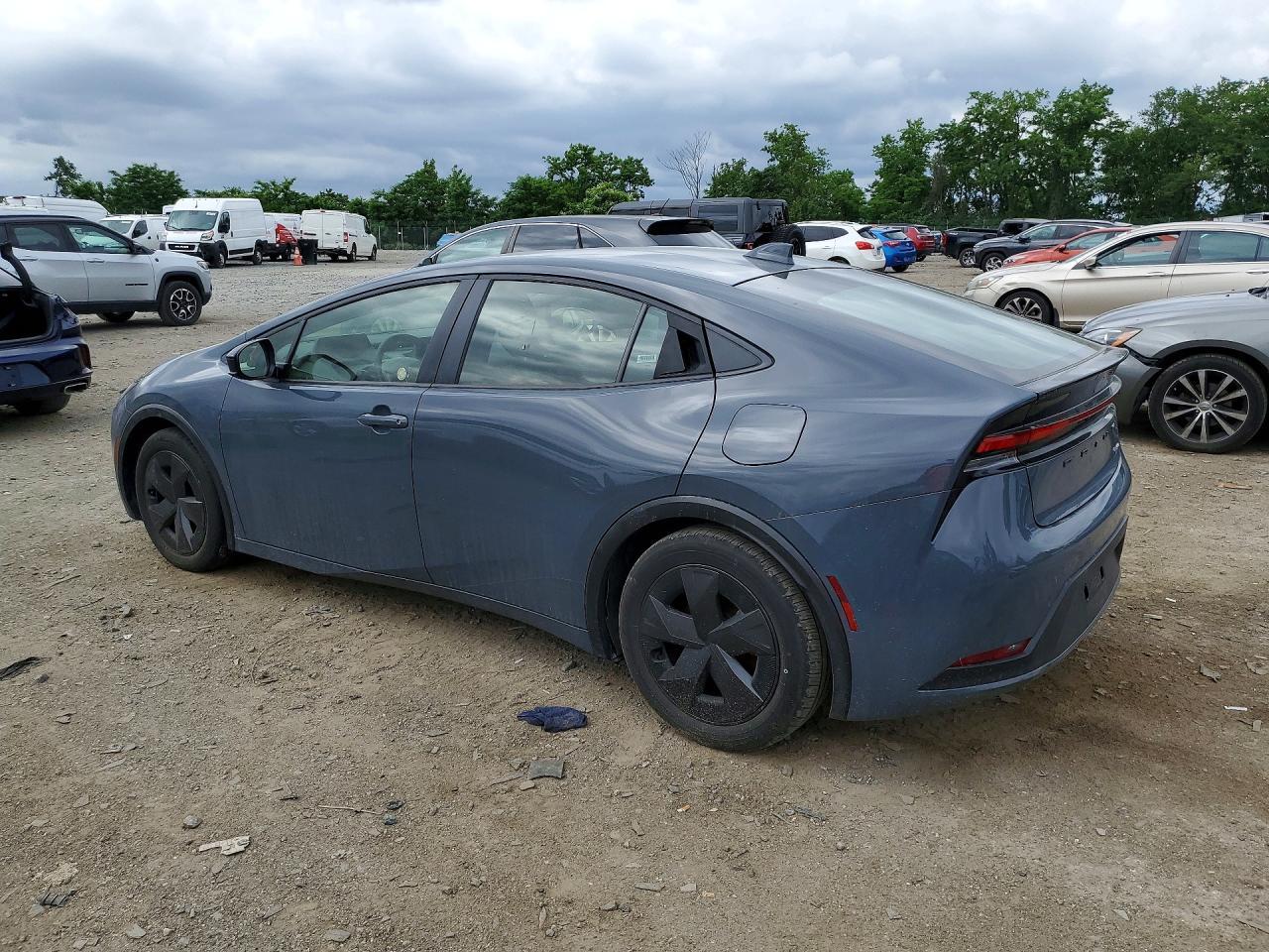 2025 TOYOTA PRIUS