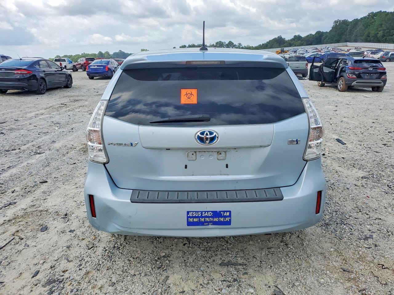 2012 TOYOTA PRIUS V