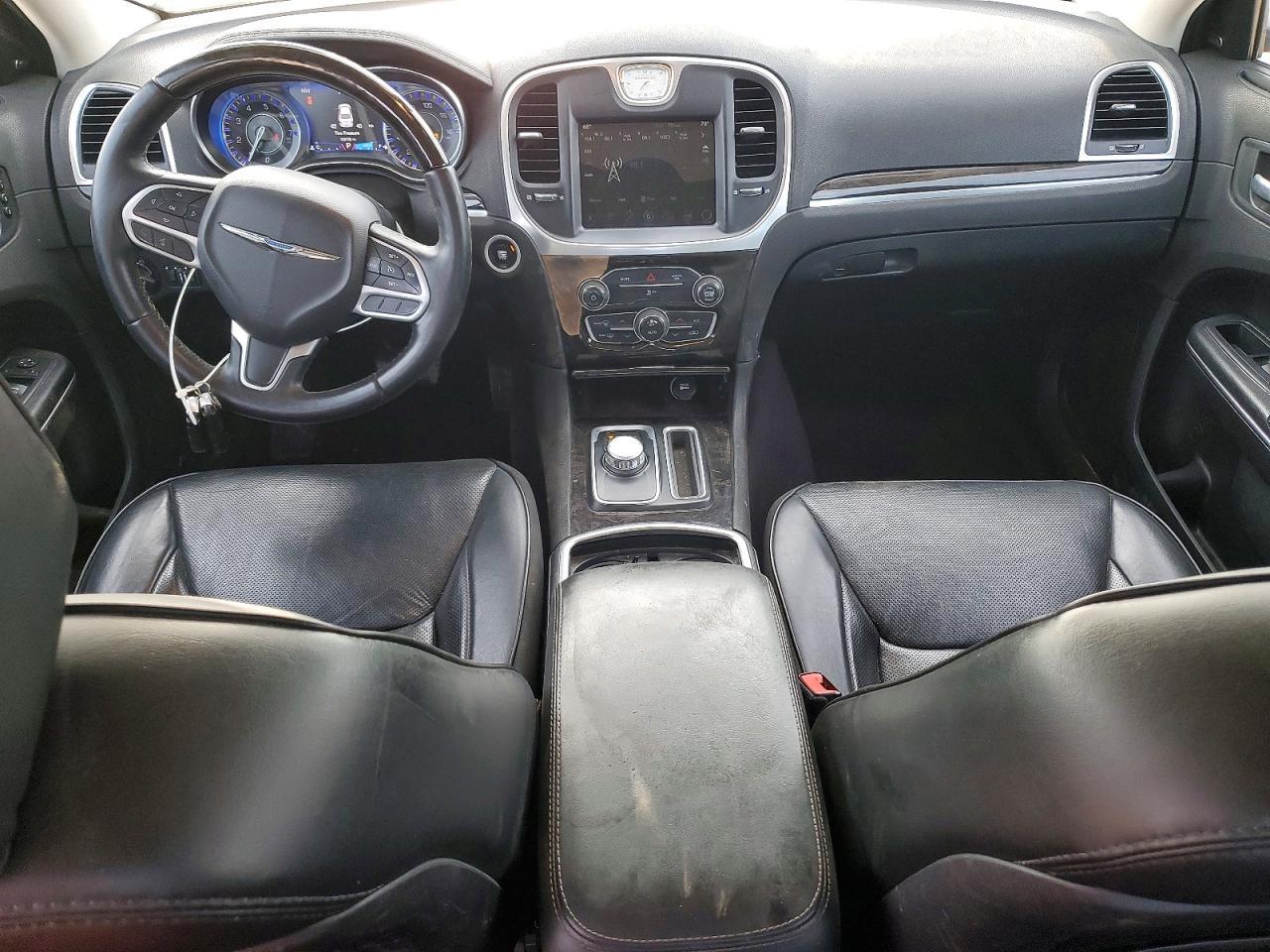 2017 CHRYSLER 300